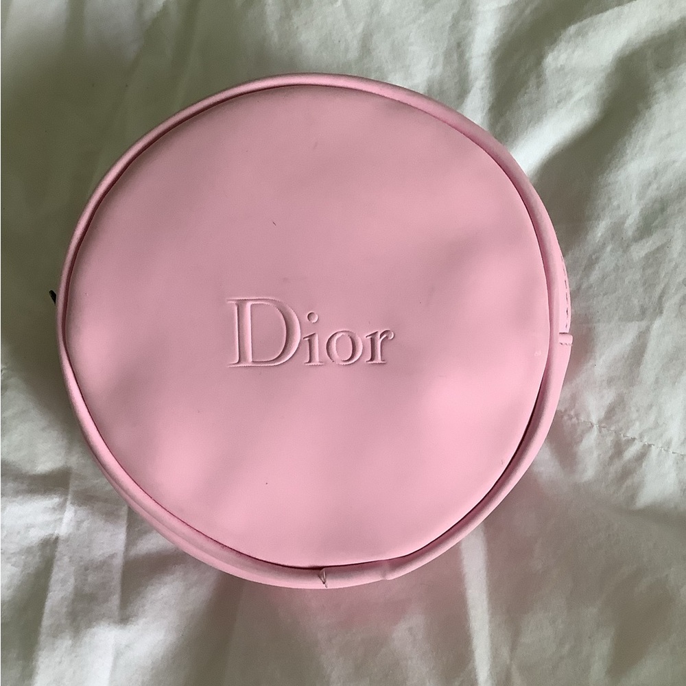 AUTHENTIC DIOR mini pouch.